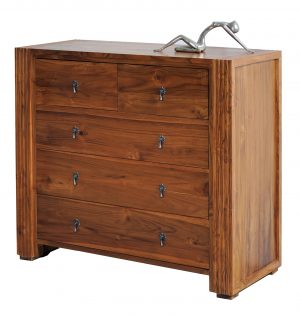 Lamma dresser
