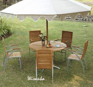 Selma arm chair&Mezzo round table