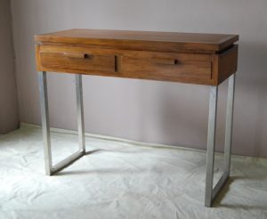 alor dressing table
