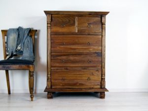 Raffles chest